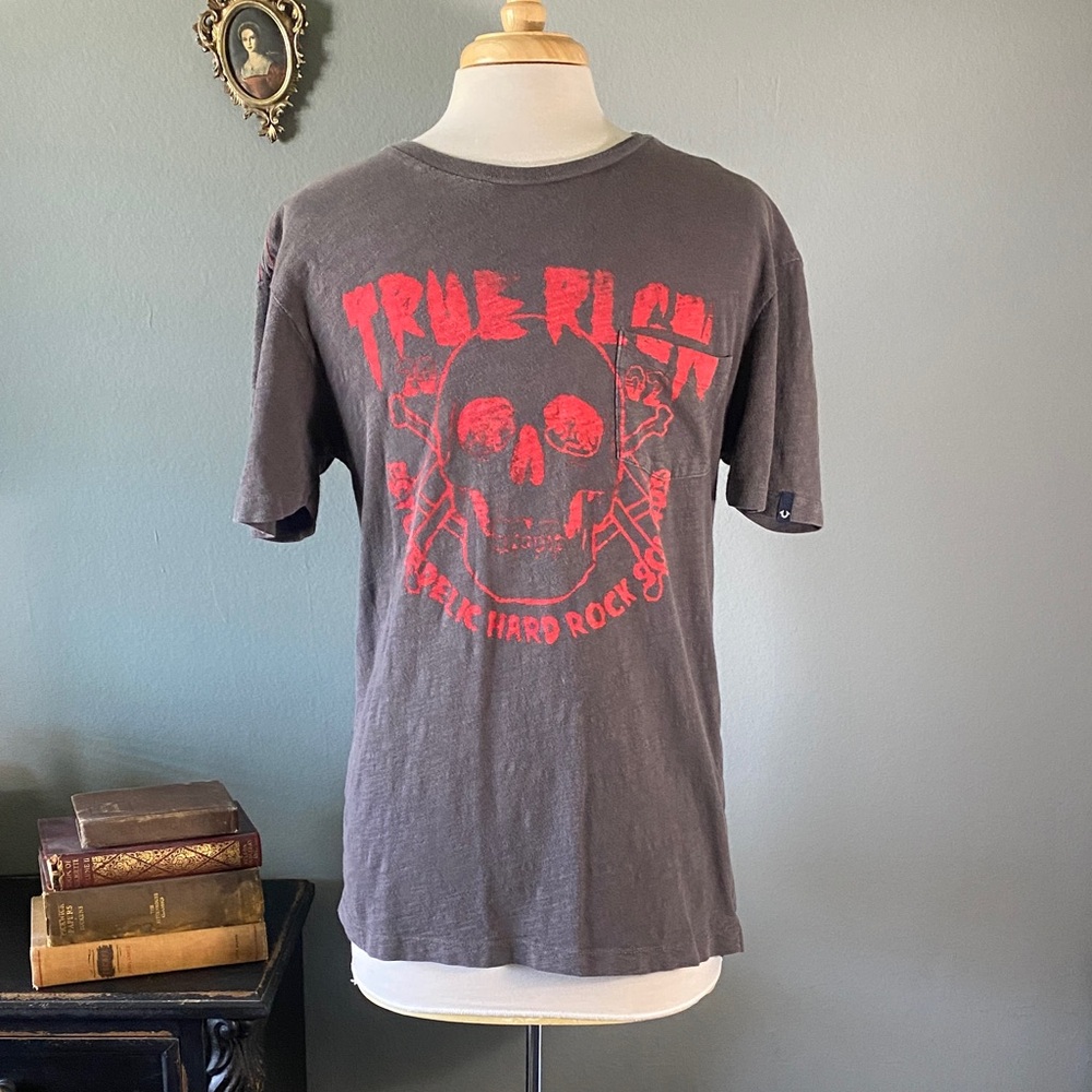 True Religion Skull Graphic Tee - Men's Gray and Red Shirt